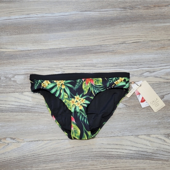 SOLD - Picture 5 of 7